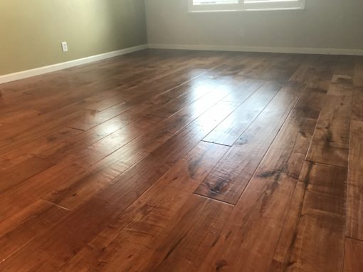 Pre-finished Engineered Maple Hardwood Floors